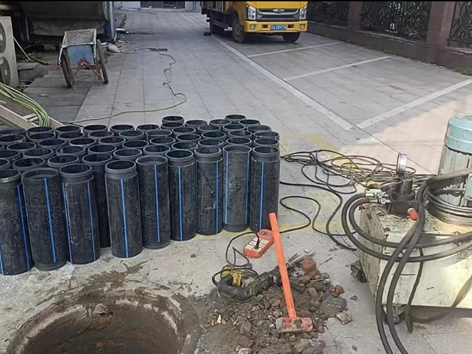 绍兴PE置换管厂家 DN315置换管 非开挖管短管置换